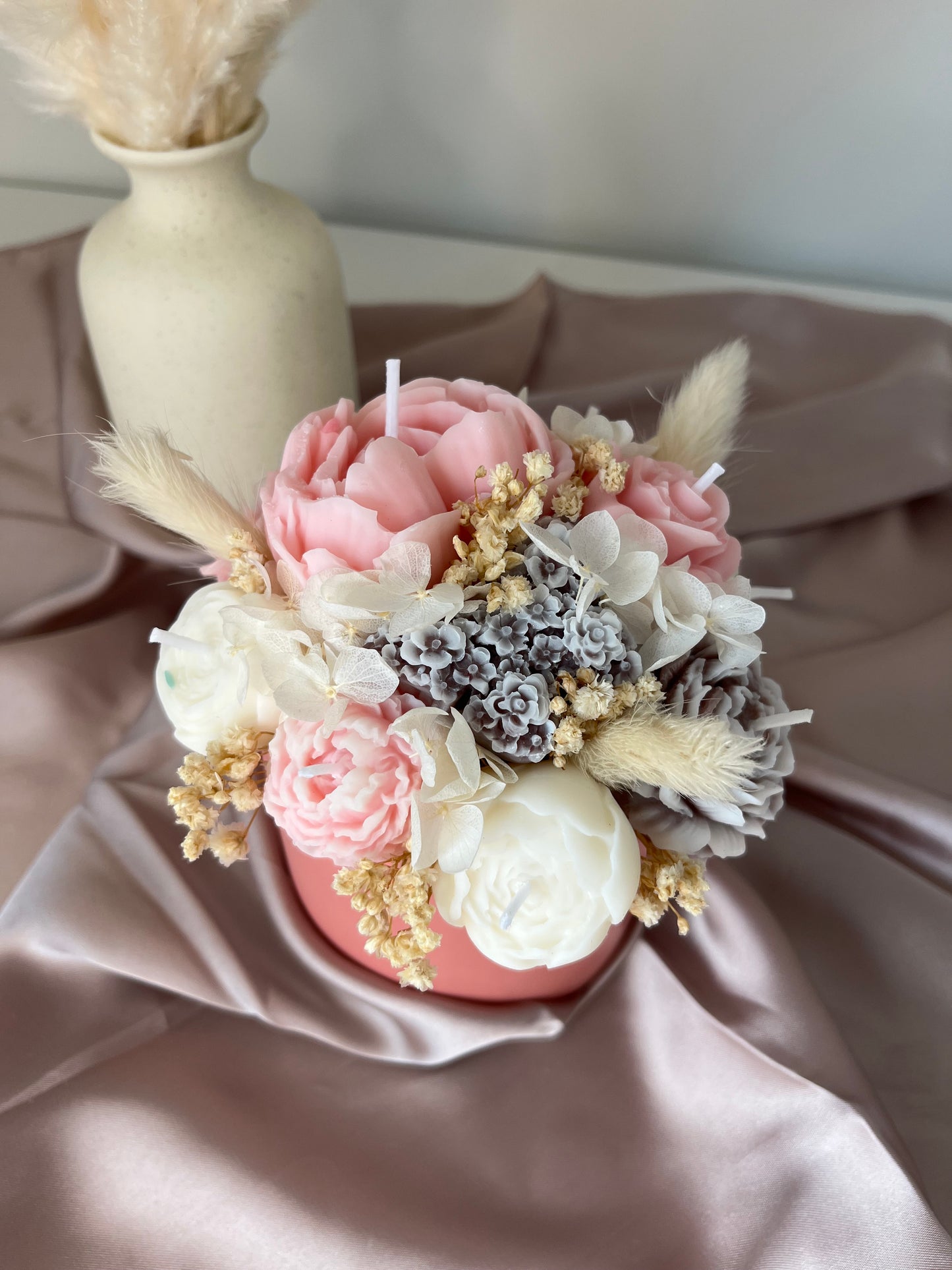 Blumenstrauss rosa beige