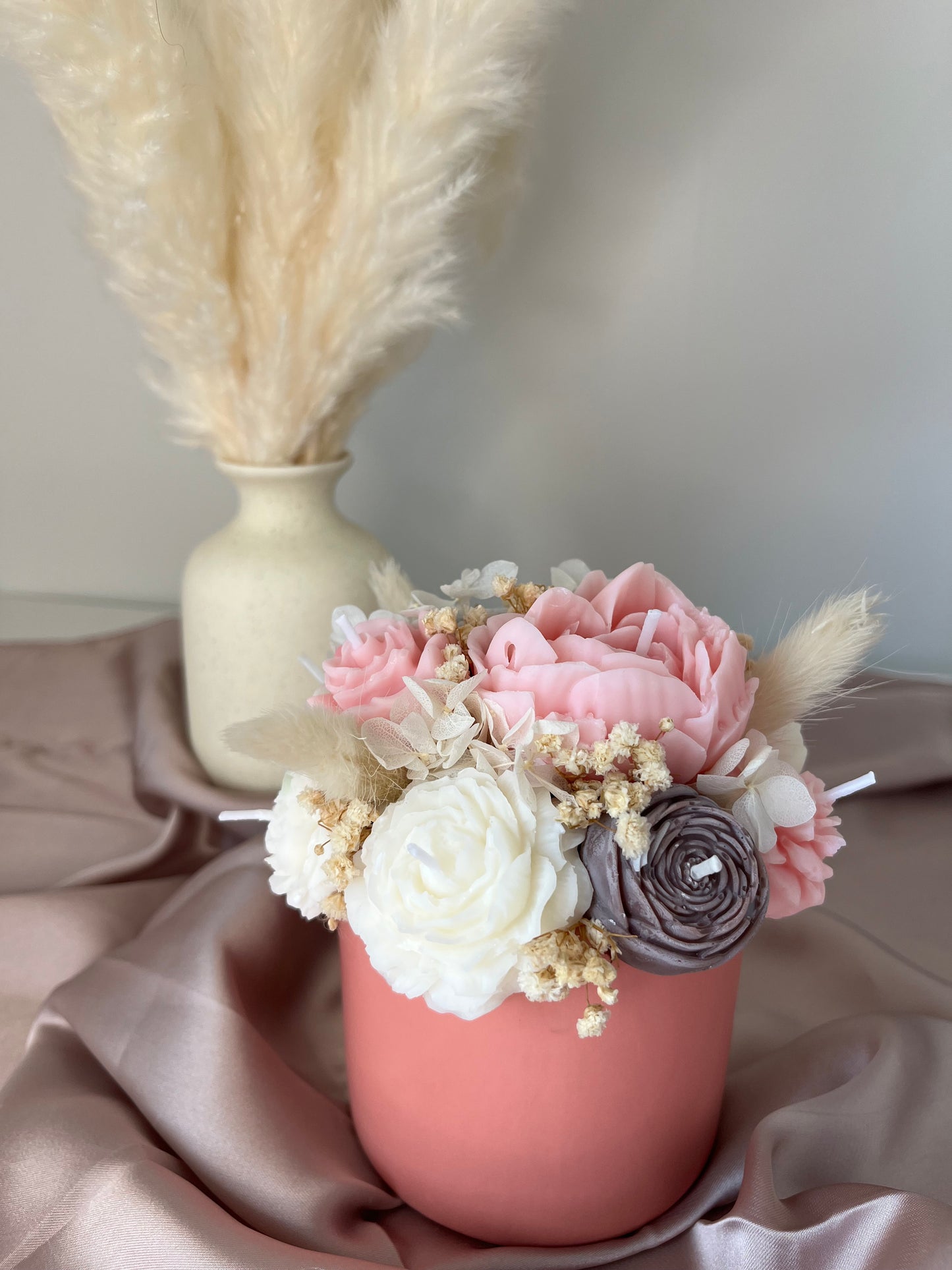Blumenstrauss rosa beige