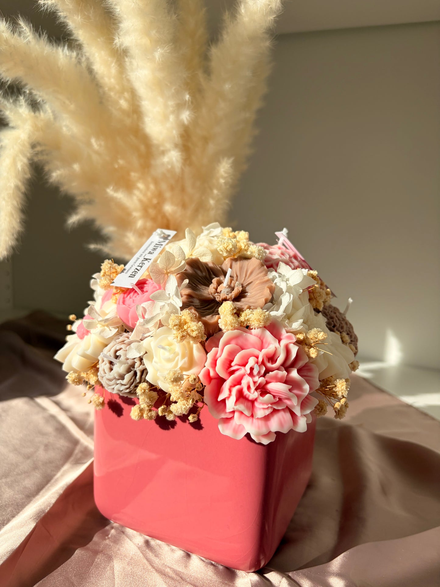 Blumenstrauss rosa beige