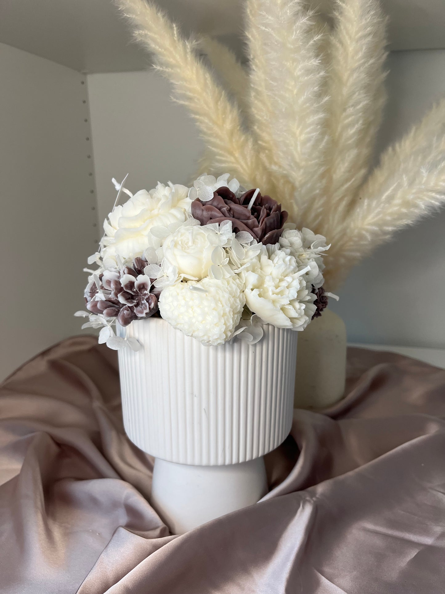 Blumenstrauss beige gross