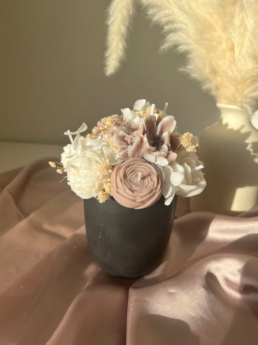 Blumenstrauss klein beige